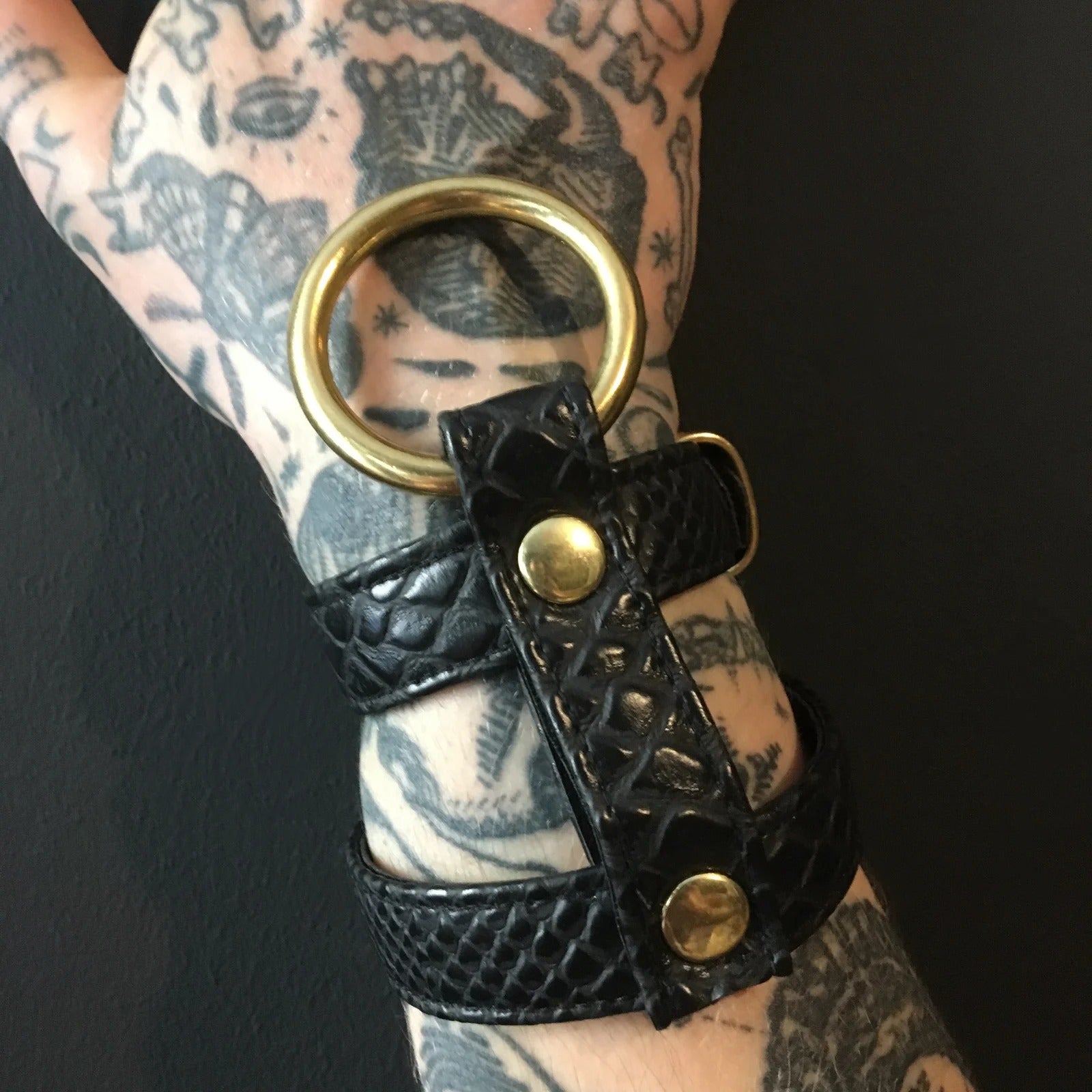 black vegan leather goth cuff cuffs bracelet faux leather vegan snakeskin pvc gold ring 