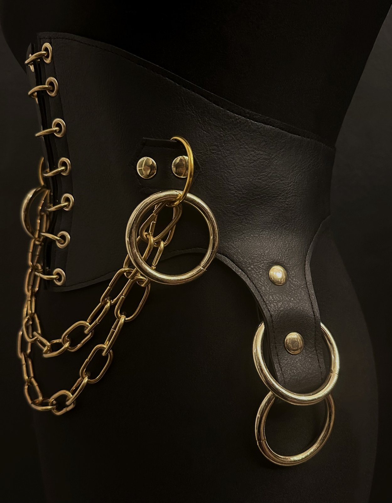black vegan leather waist cincher gothic belt goth corset chains and rings black and gold harness 