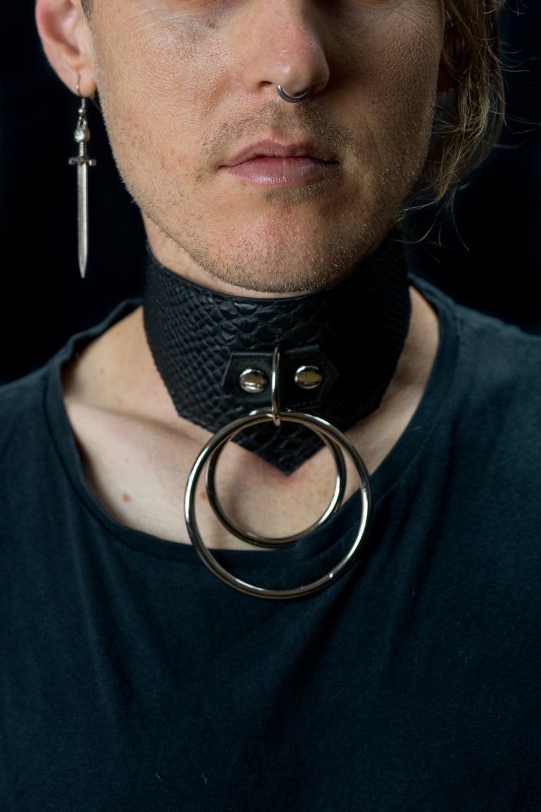 gothic collar goth choker vegan leather faux leather black silver vegan snakeskin bat shaped collar