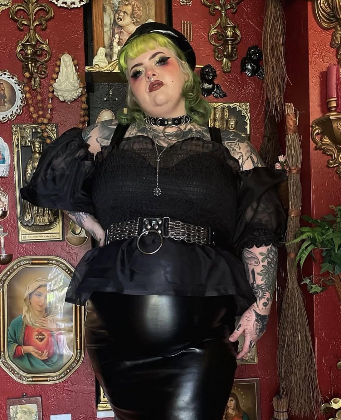 black vegan leather waist cincher gothic belt goth corset chains and rings black and silver harness 