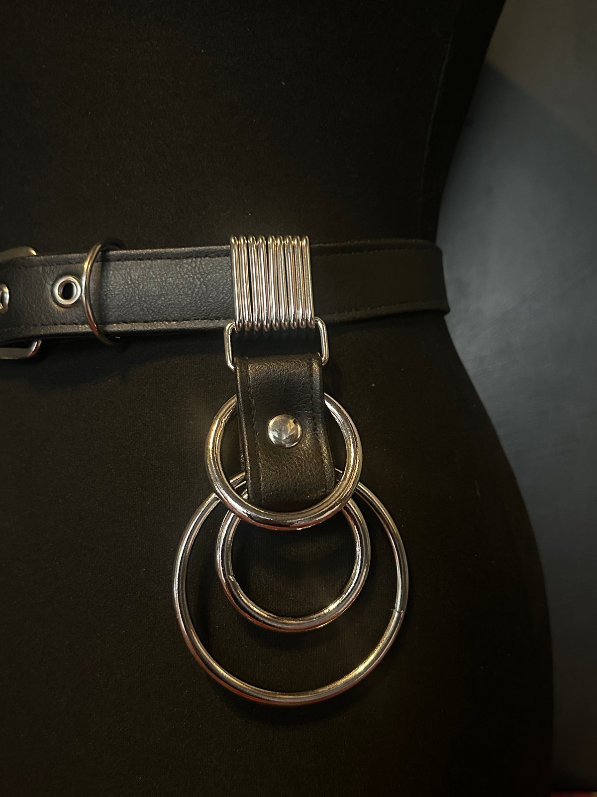 black vegan leather waist cincher gothic belt goth corset o-rings black and silver harness 