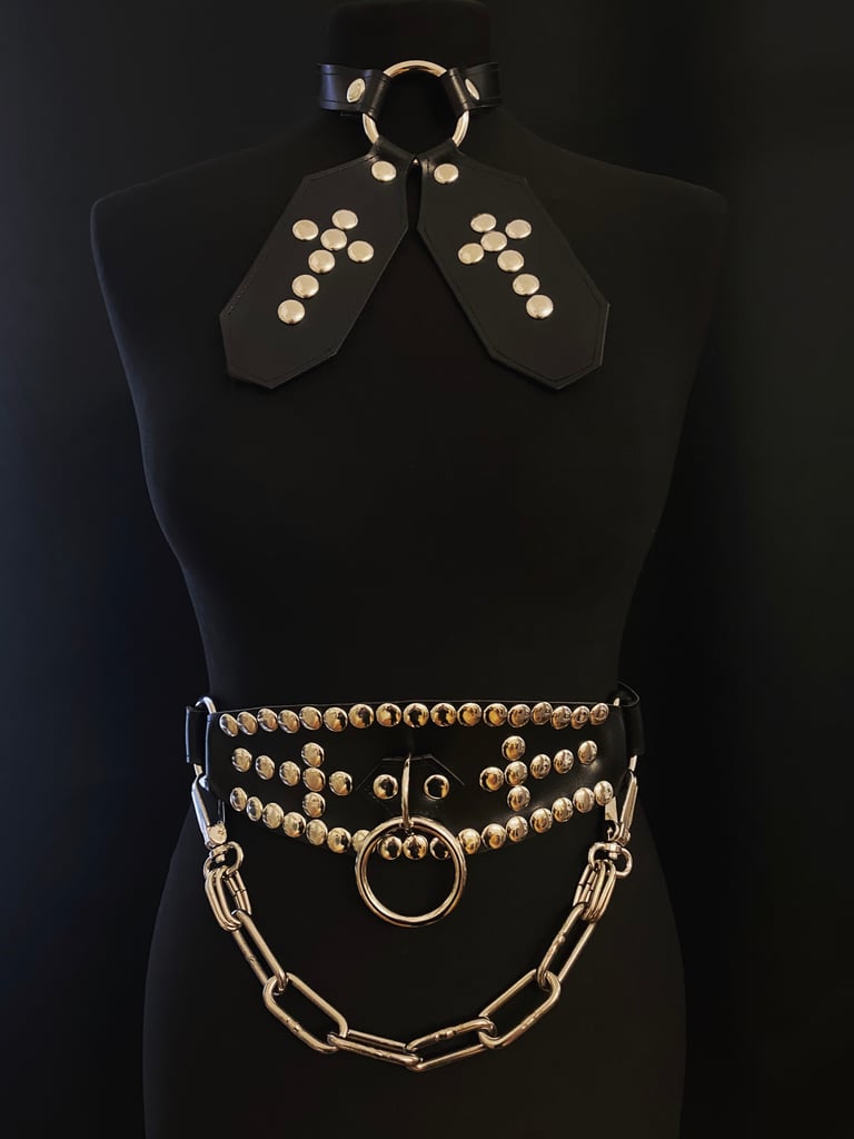 gothic collar goth choker vegan leather faux leather black silver pvc studs cross crucifix